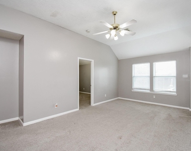 5611 Carta Valley Lane - Photo Thumbnail 18