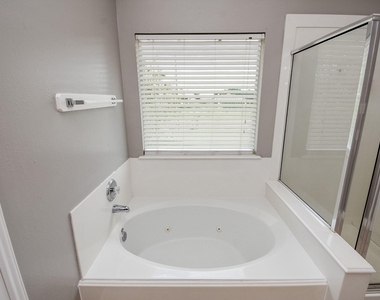 5611 Carta Valley Lane - Photo Thumbnail 25