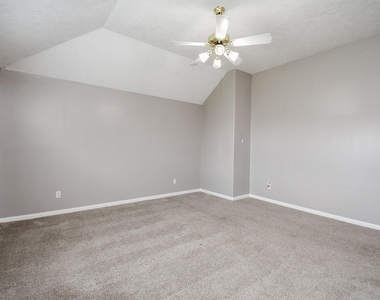5611 Carta Valley Lane - Photo Thumbnail 21