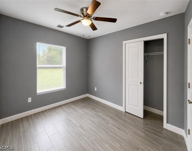 2422 Mae Avenue S - Photo Thumbnail 10