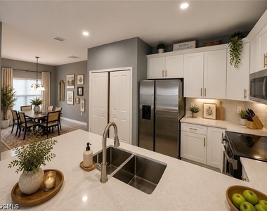 2422 Mae Avenue S - Photo Thumbnail 5