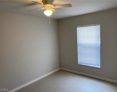 841 Mohawk Parkway - Photo Thumbnail 5