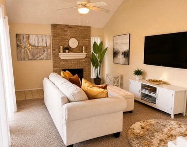 12033 Bob White Drive - Photo Thumbnail 1