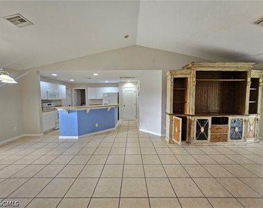 2600 14th Street W - Photo Thumbnail 3