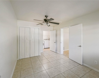 208 Norwich Avenue - Photo Thumbnail 11