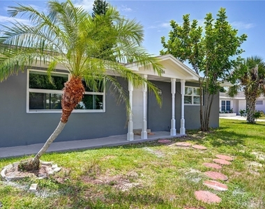 208 Norwich Avenue - Photo Thumbnail 21