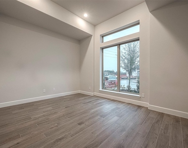 5139 Albany Shores Lane - Photo Thumbnail 5
