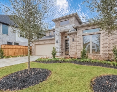5139 Albany Shores Lane - Photo Thumbnail 3