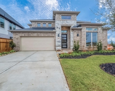 5139 Albany Shores Lane - Photo Thumbnail 1