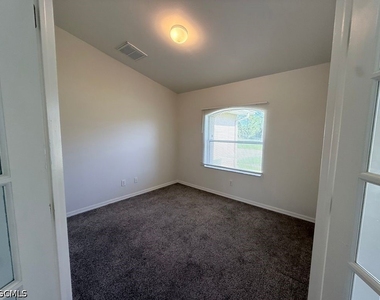 504 E 13th Street - Photo Thumbnail 19