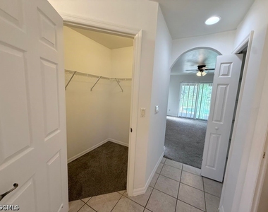 504 E 13th Street - Photo Thumbnail 15