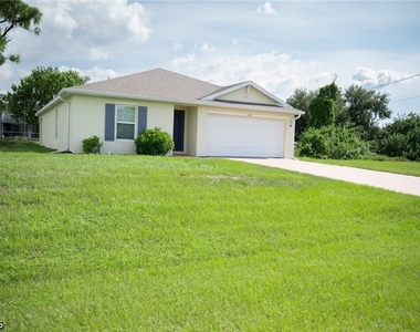 1108 Ne 36th Lane - Photo Thumbnail 22