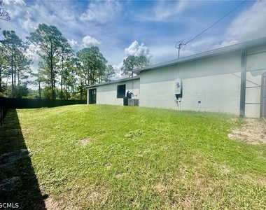322 Loire Avenue S - Photo Thumbnail 31