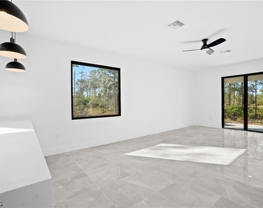 322 Loire Avenue S - Photo Thumbnail 17