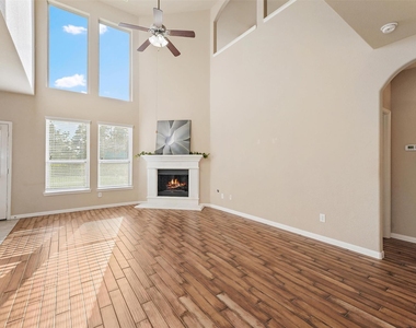 91 W Wading Pond Circle - Photo Thumbnail 10