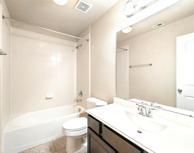91 W Wading Pond Circle - Photo Thumbnail 24