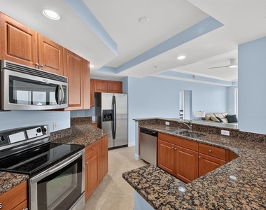 2743 1st Street - Photo Thumbnail 4