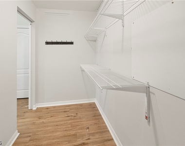 6879 Pentland Way - Photo Thumbnail 21