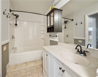 6879 Pentland Way - Photo Thumbnail 27