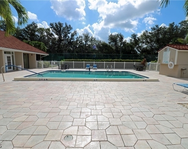 9639 Eaton Gardens Lane - Photo Thumbnail 18