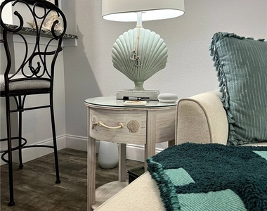 5255 Coronado Parkway - Photo Thumbnail 8