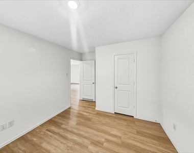 22276 Stoney Ravine Drive - Photo Thumbnail 11