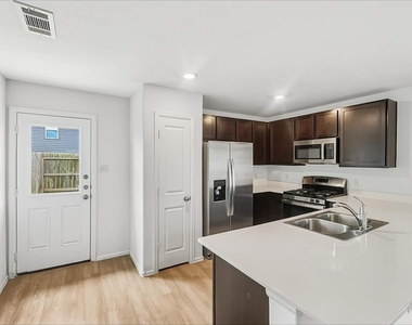 22276 Stoney Ravine Drive - Photo Thumbnail 4