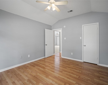 23418 Summer Pine Drive - Photo Thumbnail 16