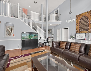 11930 Matagorda Lane - Photo Thumbnail 6
