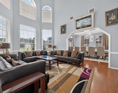 11930 Matagorda Lane - Photo Thumbnail 4