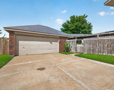 11930 Matagorda Lane - Photo Thumbnail 40