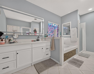 11930 Matagorda Lane - Photo Thumbnail 32