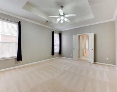 7131 Sundance Meadows Lane - Photo Thumbnail 17