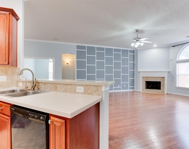7131 Sundance Meadows Lane - Photo Thumbnail 16