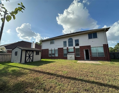 10807 Oak Bayou Lane - Photo Thumbnail 32