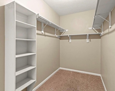 10807 Oak Bayou Lane - Photo Thumbnail 20