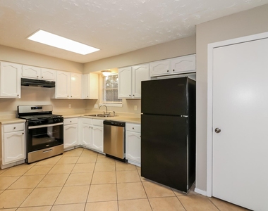 20202 Big Timber Court - Photo Thumbnail 6