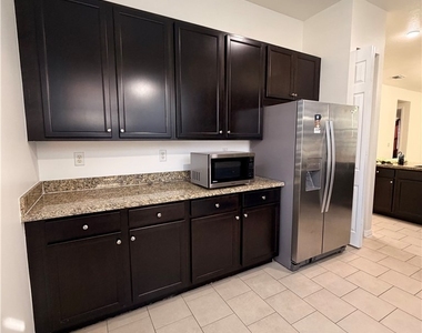 5447 Ferris Avenue - Photo Thumbnail 2