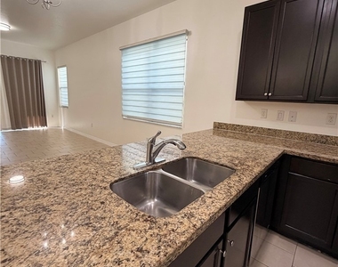 5447 Ferris Avenue - Photo Thumbnail 4