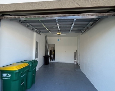 5447 Ferris Avenue - Photo Thumbnail 35