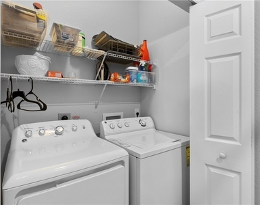 9727 Acqua Court - Photo Thumbnail 19