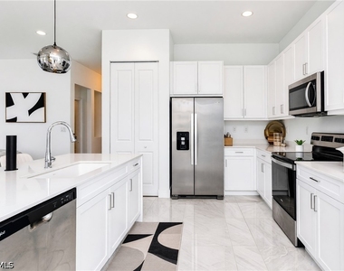 5716 Cassidy Lane - Photo Thumbnail 7