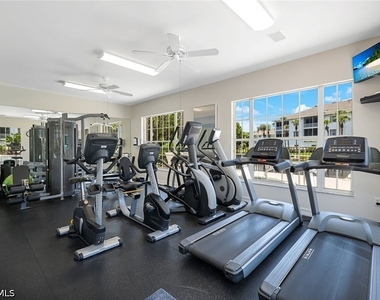 795 Bentwater Circle - Photo Thumbnail 21