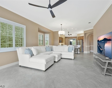 795 Bentwater Circle - Photo Thumbnail 6