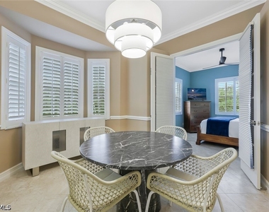 795 Bentwater Circle - Photo Thumbnail 11