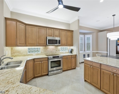 795 Bentwater Circle - Photo Thumbnail 10
