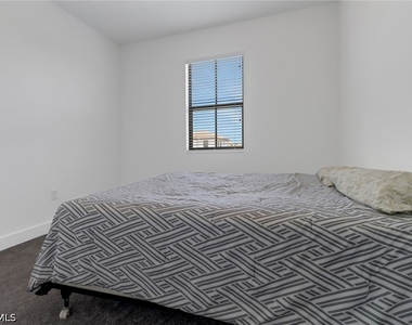 5504 Agostino Way - Photo Thumbnail 14