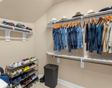3614 Brampton Island Drive - Photo Thumbnail 23