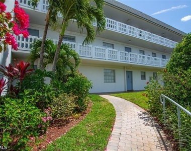 315 Saint Andrews Boulevard - Photo Thumbnail 24