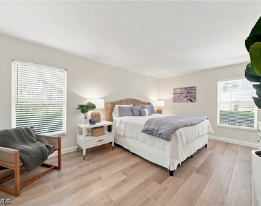 280 4th Street S - Photo Thumbnail 14